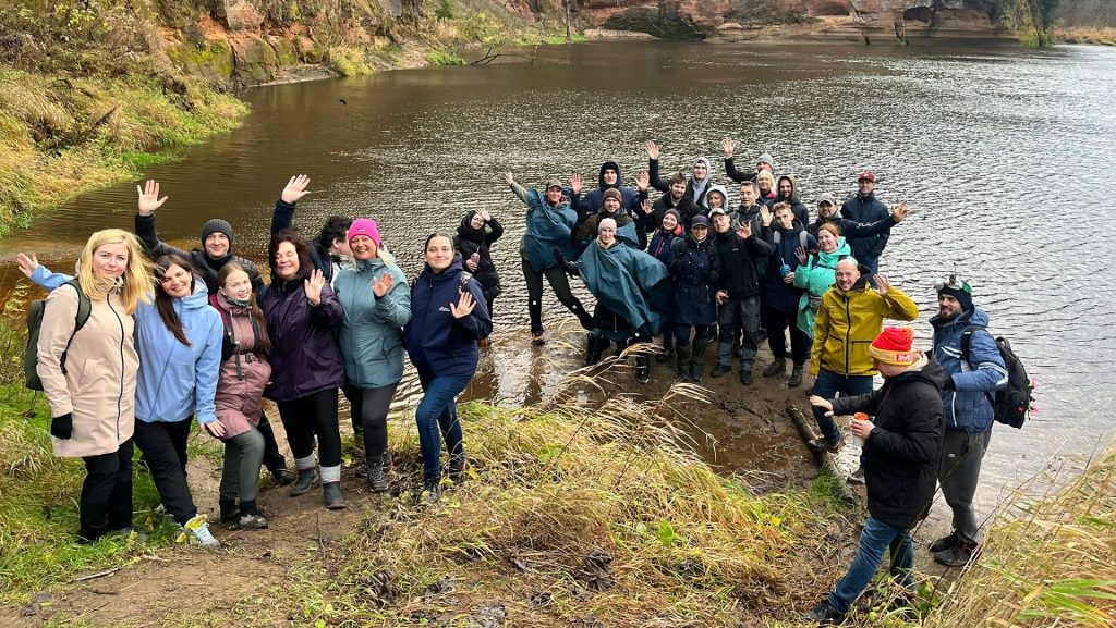 komandas-saliedesana-Ligatne